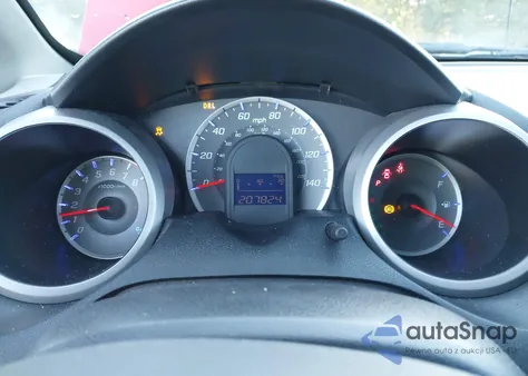 2013 Honda Fit z USA, uszkodzony, nr VIN JHMGE8H33DC075081